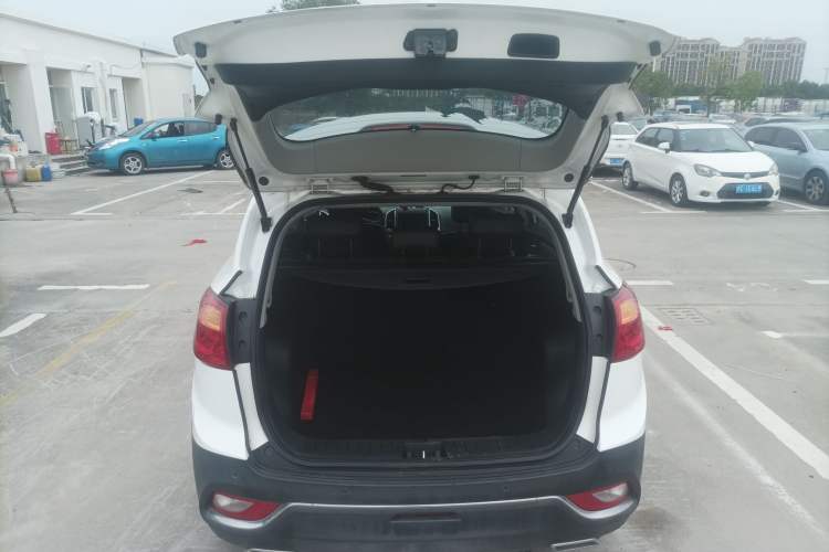 Used JAC Refine S3 2016 1.5L Manual Luxury Smart Premium Edition Trunk