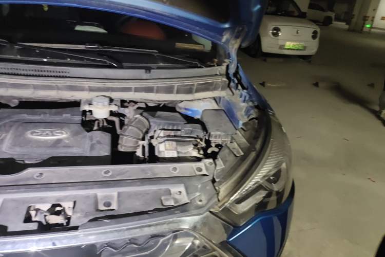 Used JAC Refine S3 2017 1.5L Manual Luxury Model Engine Bay Left