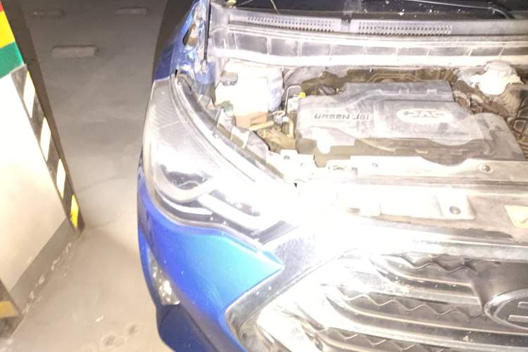 Used JAC Refine S3 2017 1.5L Manual Luxury Model Right Front Headlight