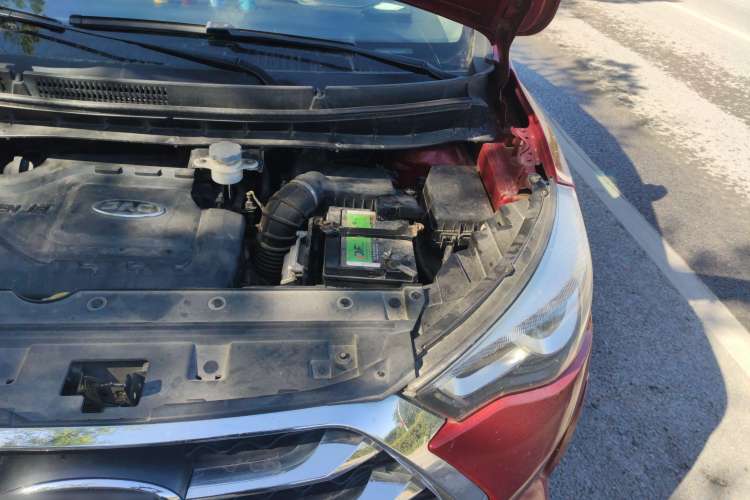 Used JAC Refine S3 2017 1.5L Manual Luxury Smart Model Engine Bay Left