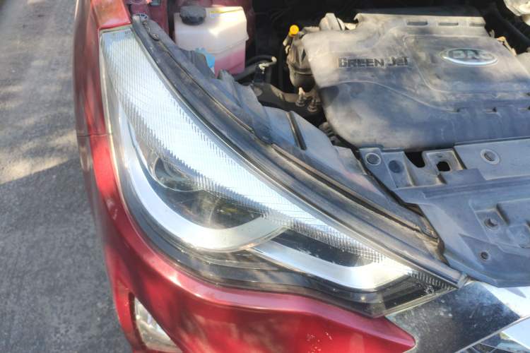 Used JAC Refine S3 2017 1.5L Manual Luxury Smart Model Right Front Headlight