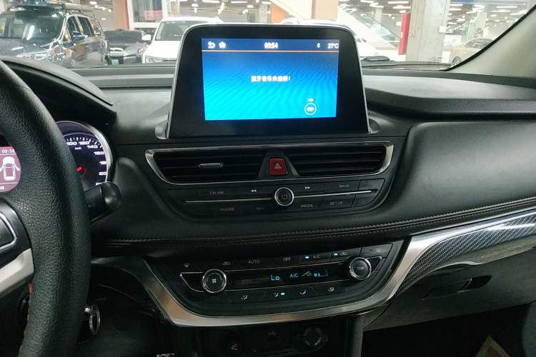 Used JAC Refine S3 2017 1.6L Manual Luxury Smart Model Audio And AC Panel
