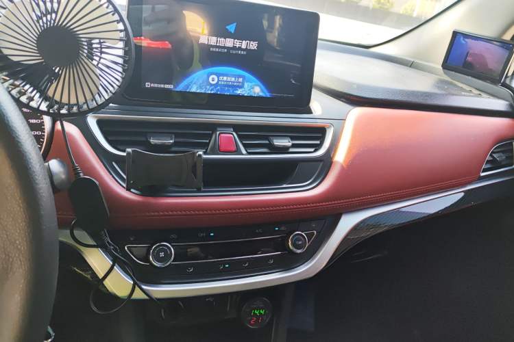 Used JAC Refine S3 2017 1.5L Manual Luxury Model Audio And AC Panel