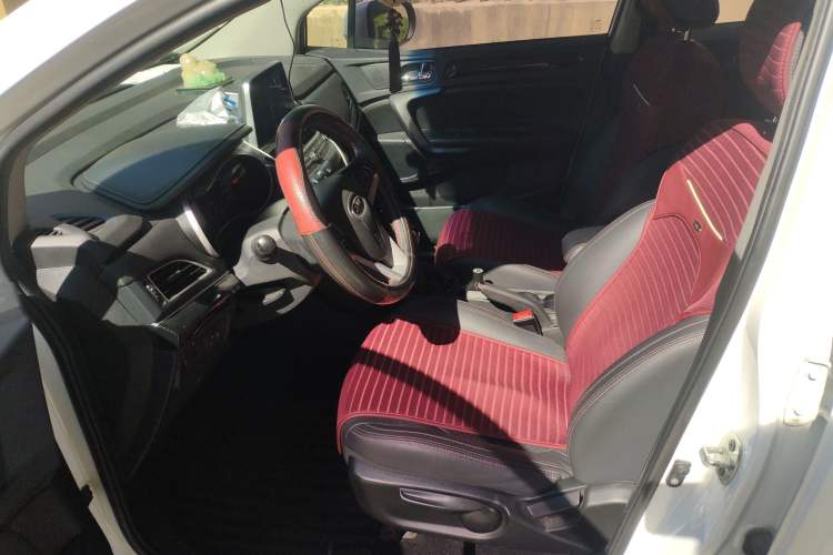 Used JAC Refine S3 2017 1.6L Manual Luxury Smart Model Driver Seat