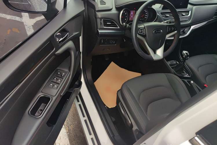 Used JAC Refine S3 2017 1.5L Manual Luxury Smart Model Driver Seat