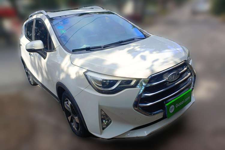Used JAC Refine S3 2017 1.5L Manual Luxury Smart Model Front Right 45 Deg