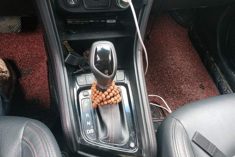 Used JAC Refine S3 2017 1.6L CVT Smart Connect Model Gear Lever