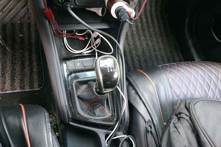 Used JAC Refine S3 2017 1.6L Manual Luxury Smart Model Gear Lever