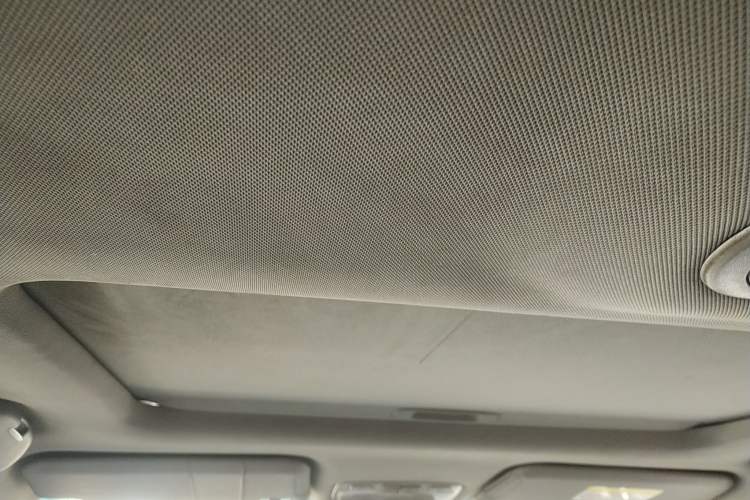 Used JAC Refine S3 2017 1.6L CVT Smart Connect Model Headliner