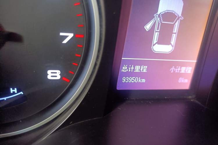 Used JAC Refine S3 2017 1.5L Manual Luxury Smart Model Odometer Close Up