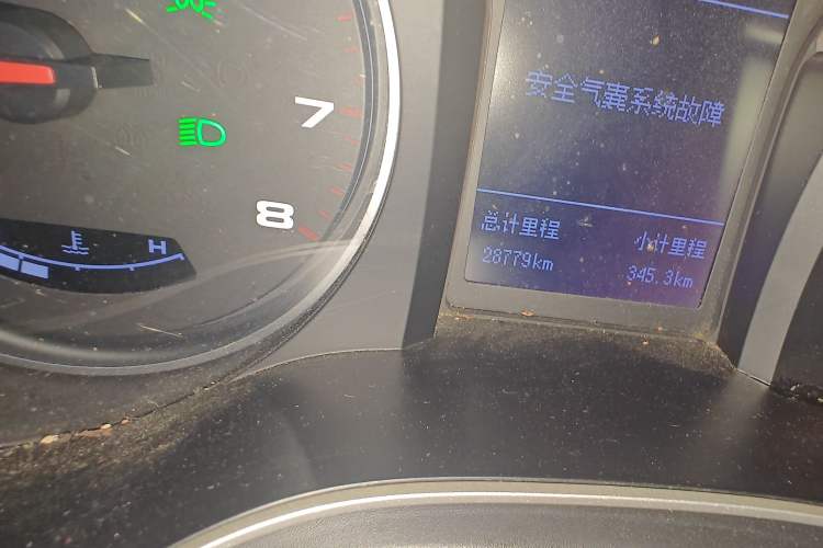 Used JAC Refine S3 2017 1.6L Manual Luxury Smart Model Odometer Close Up