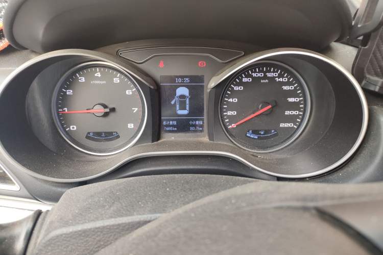 Used JAC Refine S3 2017 1.5L Manual Luxury Smart Model Odometer Close Up