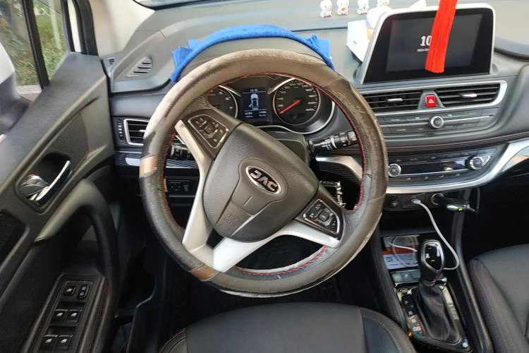 Used JAC Refine S3 2017 1.6L CVT Luxury Smart Model Steering Wheel