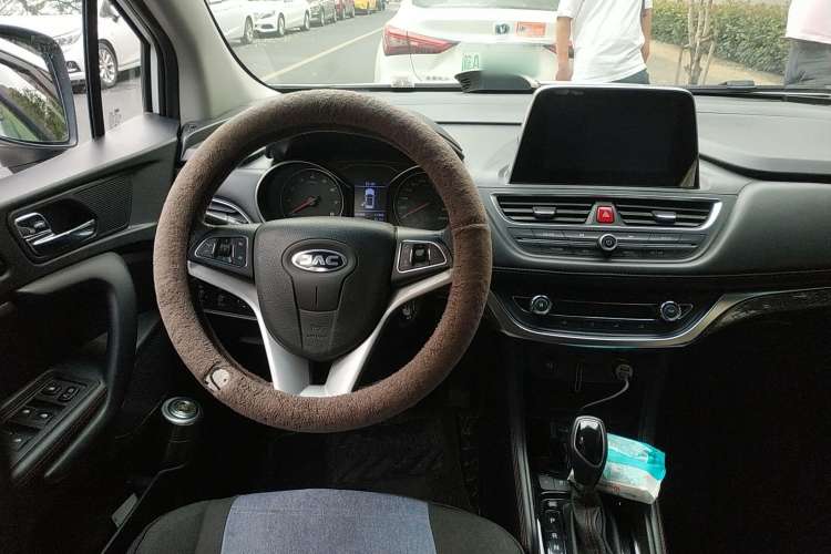 Used JAC Refine S3 2017 1.6L CVT Luxury Smart Model Steering Wheel