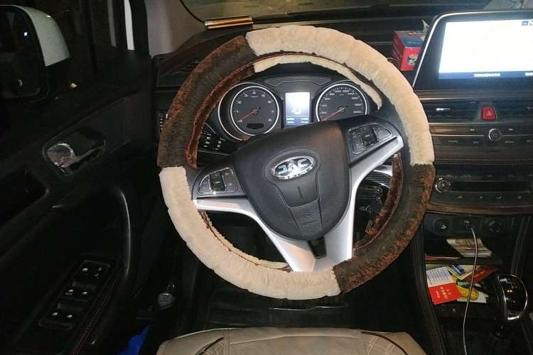 Used JAC Refine S3 2017 1.5L Manual Luxury Smart Model Steering Wheel