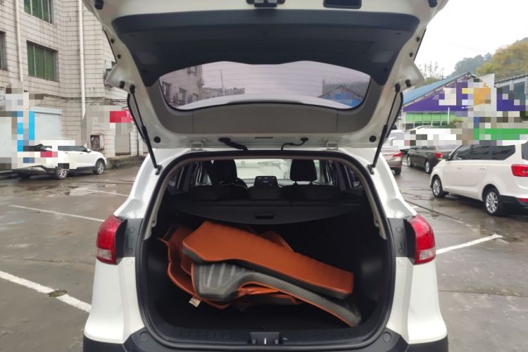 Used JAC Refine S3 2017 1.5L Manual Luxury Smart Model Trunk