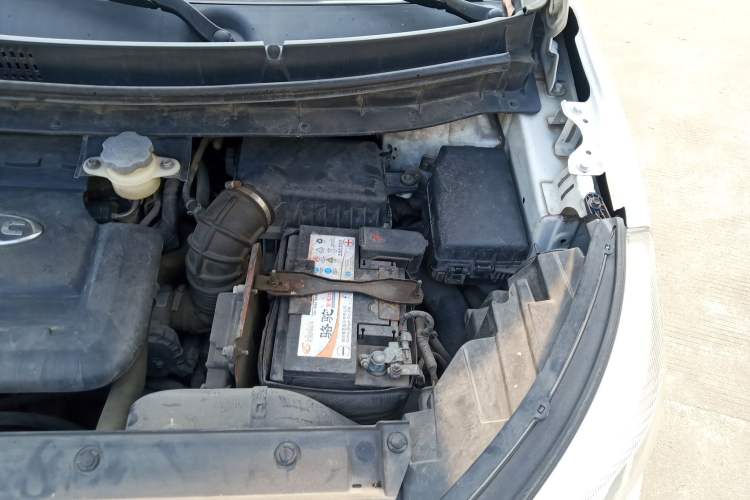 Used JAC Refine S3 2018 Smart Drive Version 1.6L CVT Smart Connect Model Engine Bay Left