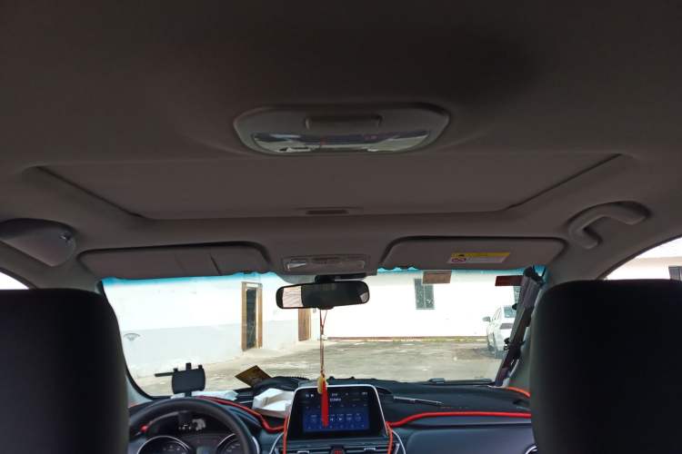 Used JAC Refine S3 2018 Smart Drive Version 1.6L CVT Smart Connect Model Headliner