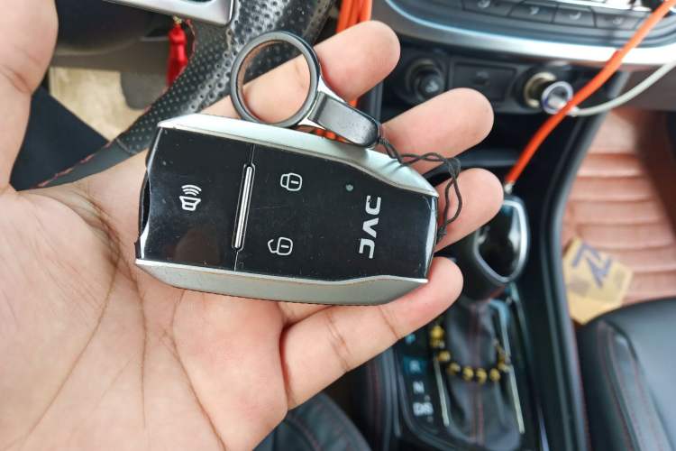Used JAC Refine S3 2018 Smart Drive Version 1.6L CVT Smart Connect Model Vehicle Key