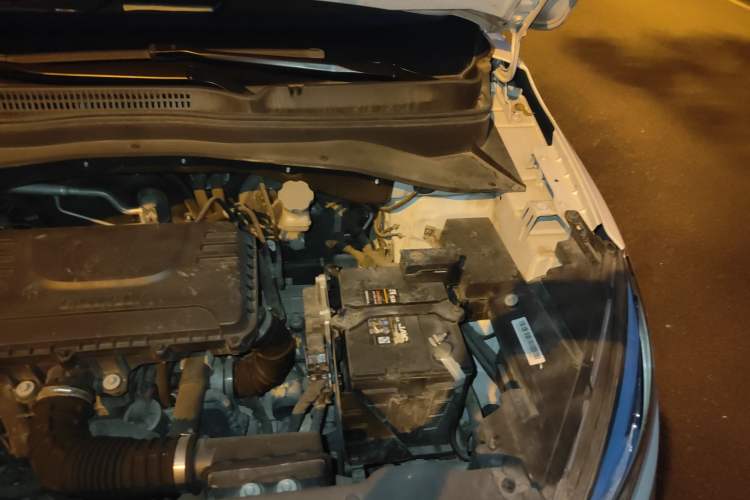 Used JAC Refine S4 2019 1.6L CVT Superior Edition Engine Bay Left