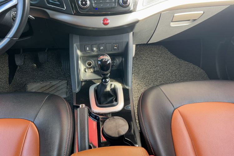Used JAC Refine S5 2013 2.0T Manual Luxury Edition Gear Lever