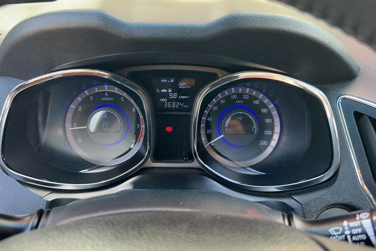 Used JAC Refine S5 2013 2.0T Manual Luxury Edition Instrument Cluster