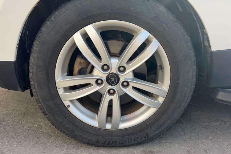 Used JAC Refine S5 2013 2.0T Manual Luxury Edition Left Front Wheel Hub