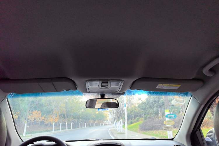 Used JAC Refine S5 2015 1.5T Automatic Elite Model Headliner