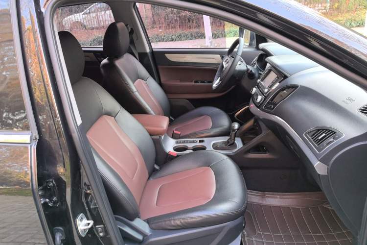 Used JAC Refine S5 2015 1.5T Automatic Elite Model Right Front Seat