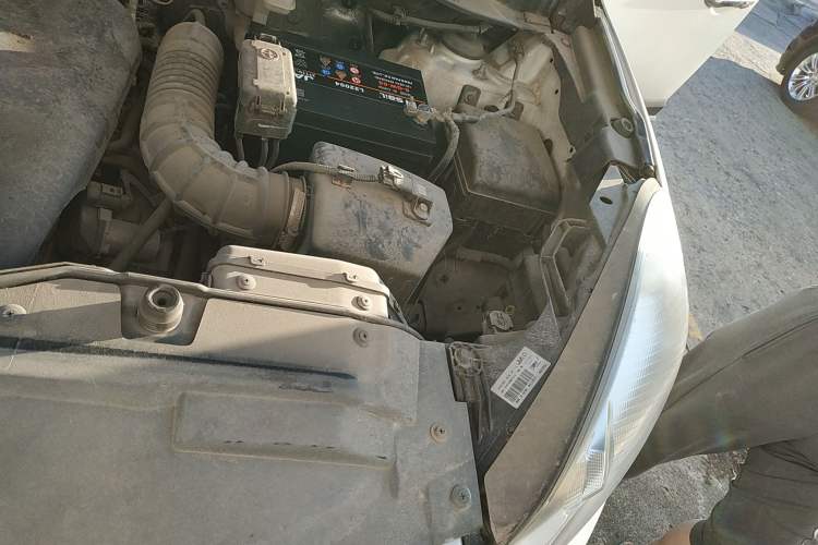 Used JAC Refine S5 2015 1.5T Automatic Elite Model Engine Bay Left