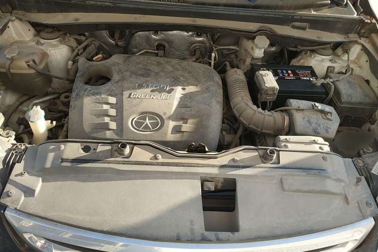 Used JAC Refine S5 2015 1.5T Automatic Elite Model Engine Bay