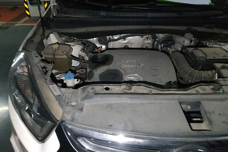 Used JAC Refine S5 2015 1.5T Automatic Elite Model Engine Bay Right