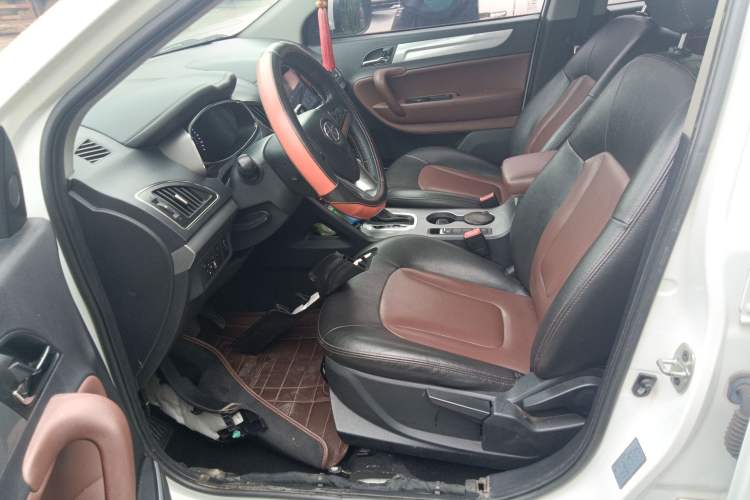 Used JAC Refine S5 2015 1.5T Automatic Elite Model Left Front Seat