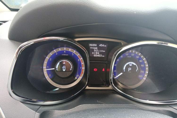 Used JAC Refine S5 2015 1.5T Automatic Elite Model Odometer Close Up
