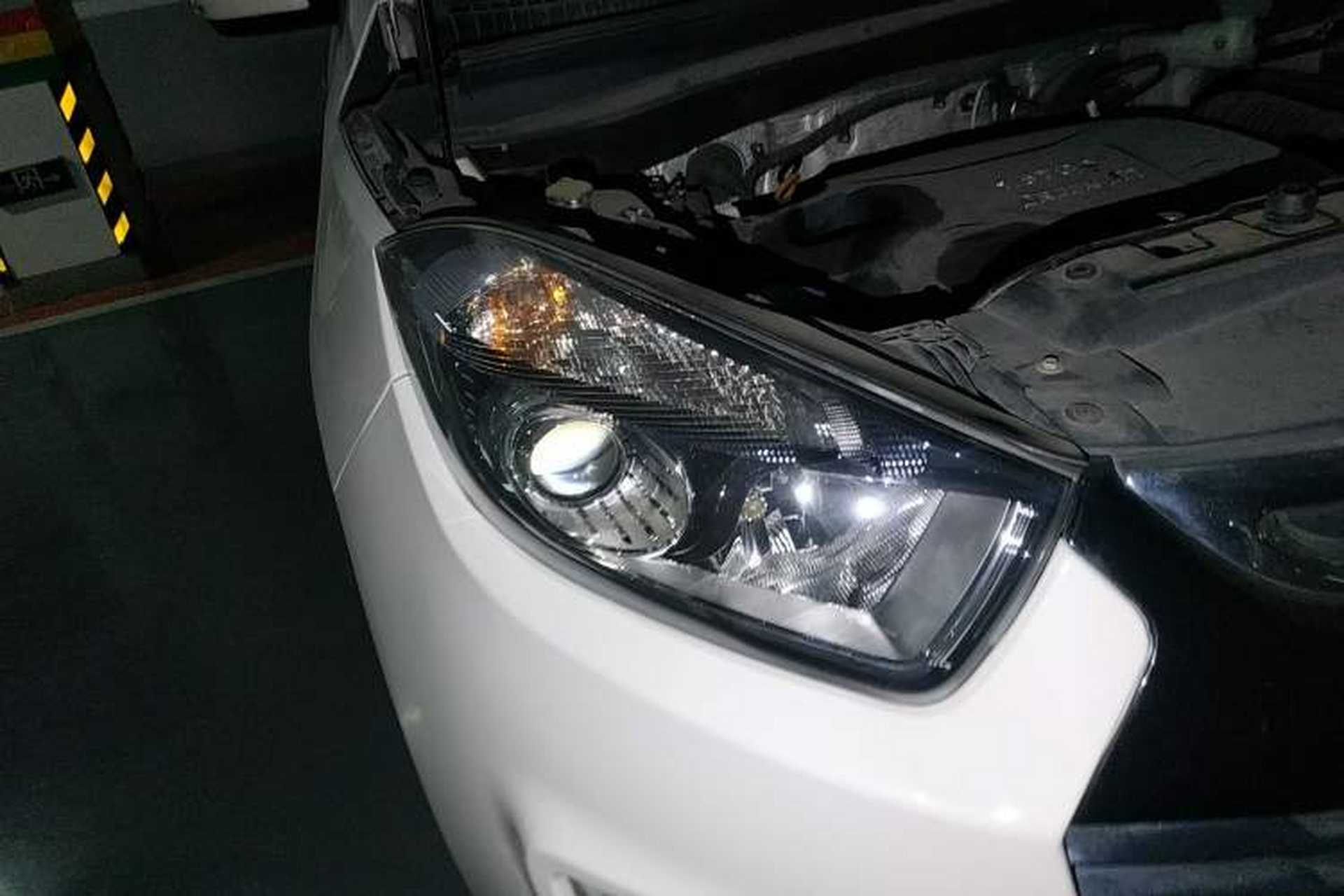 Used JAC Refine S5 2015 1.5T Automatic Elite Model Right Front Headlight