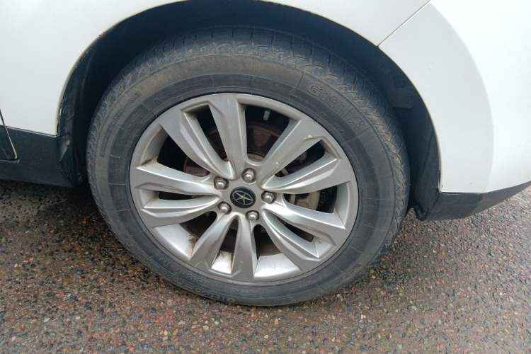 Used JAC Refine S5 2015 1.5T Automatic Elite Model Right Front Wheel Hub