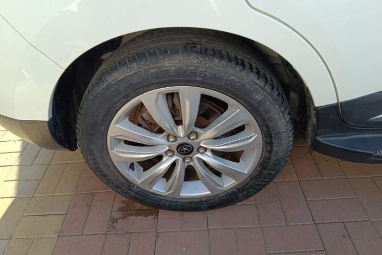 Used JAC Refine S5 2015 1.5T Automatic Luxury Model Right Rear Wheel Hub