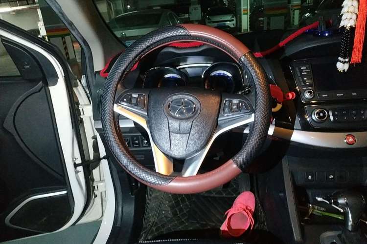 Used JAC Refine S5 2015 1.5T Automatic Elite Model Steering Wheel