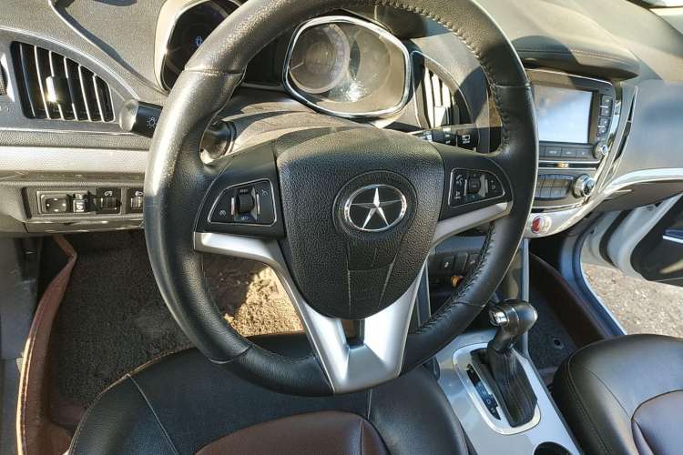 Used JAC Refine S5 2015 1.5T Automatic Elite Model Steering Wheel