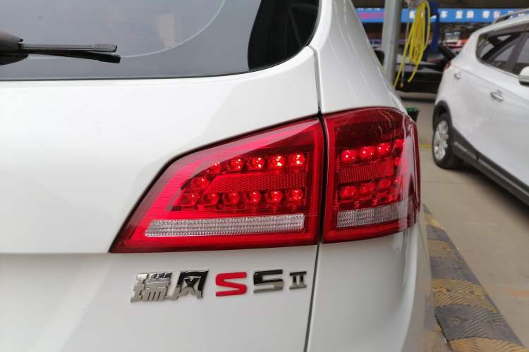 Used JAC Refine S5 2017 1.5T Automatic E-commerce Edition Right Rear Taillight