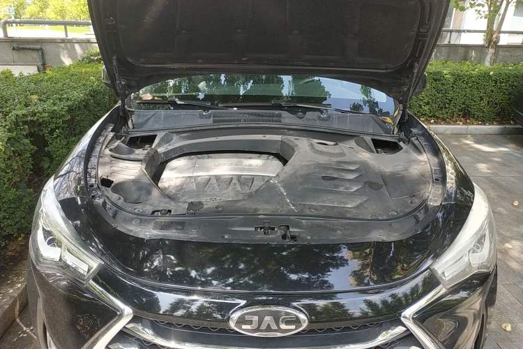 Used JAC Refine S7 2017 1.5T Automatic Luxury Model Engine Bay
