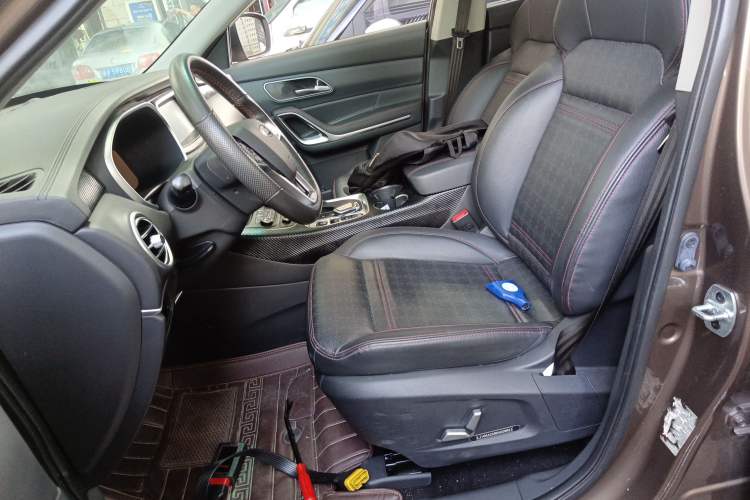 Used JAC Refine S7 2017 2.0T Automatic Luxury Model Left Front Seat