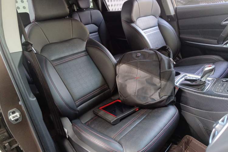 Used JAC Refine S7 2017 2.0T Automatic Luxury Model Right Front Seat
