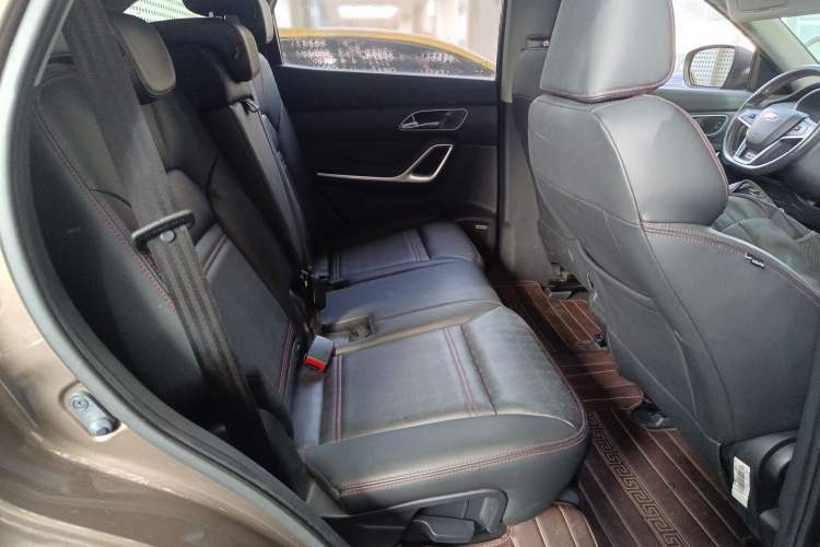 Used JAC Refine S7 2017 2.0T Automatic Luxury Model Right Rear Seat