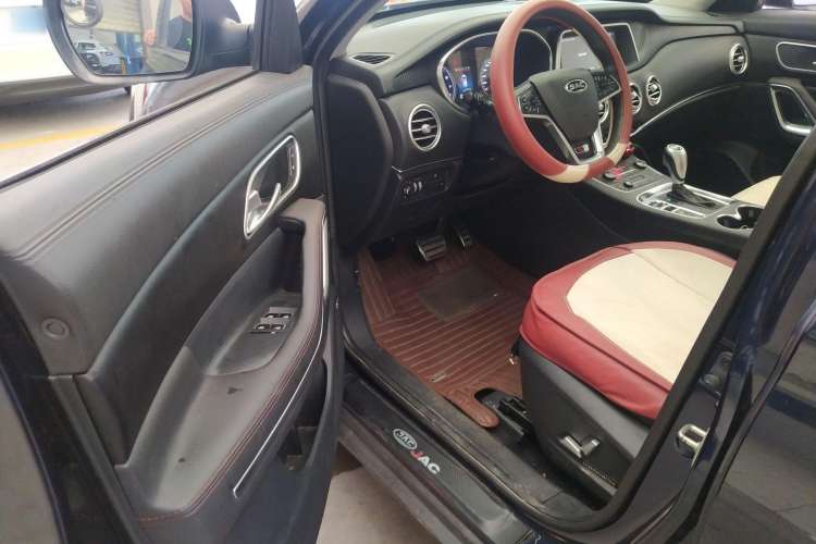 Used JAC Refine S7 2018 Super Edition 251T Automatic Supreme 5-Seater Driver Seat