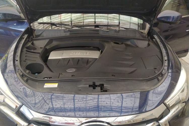 Used JAC Refine S7 2018 Super Edition 251T Automatic Supreme 5-Seater Engine Bay