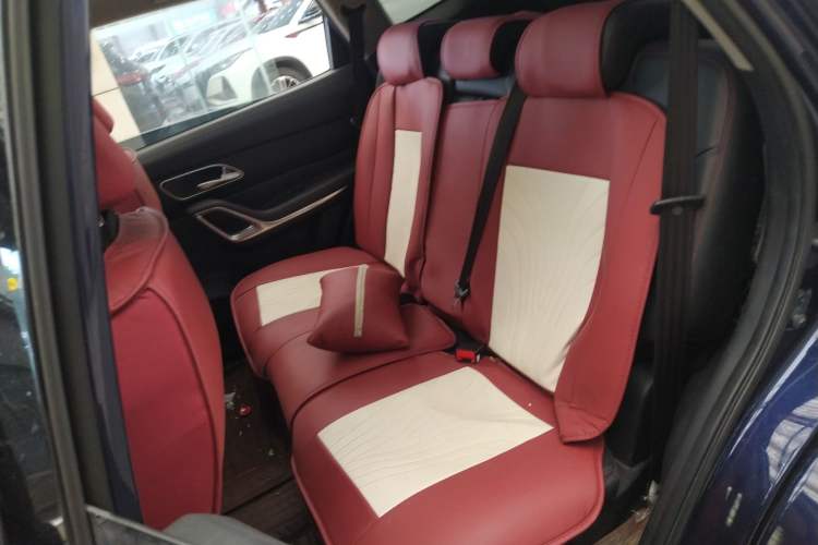 Used JAC Refine S7 2018 Super Edition 251T Automatic Supreme 5-Seater Left Rear Seat