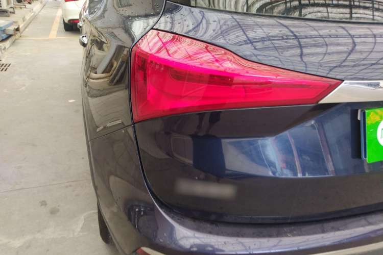 Used JAC Refine S7 2018 Super Edition 251T Automatic Supreme 5-Seater Left Rear Taillight