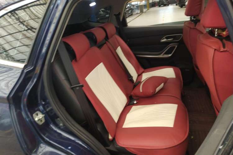 Used JAC Refine S7 2018 Super Edition 251T Automatic Supreme 5-Seater Right Rear Seat