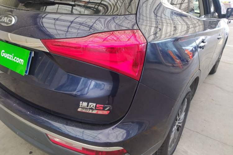 Used JAC Refine S7 2018 Super Edition 251T Automatic Supreme 5-Seater Right Rear Taillight